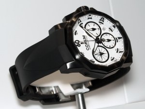 Corum Admiral's Cup Black Challenge 44