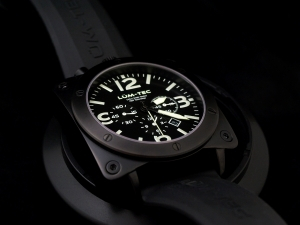 Lum-Tec Bull 45 PVD Chronograph