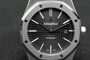 Audemars Piguet Royal Oak 41 Ref. 15400ST.OO.1220ST.01