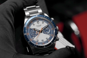Tudor Heritage Blue Chrono gloveshot