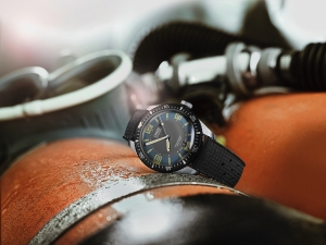 Oris Sixty-Five Diver blue