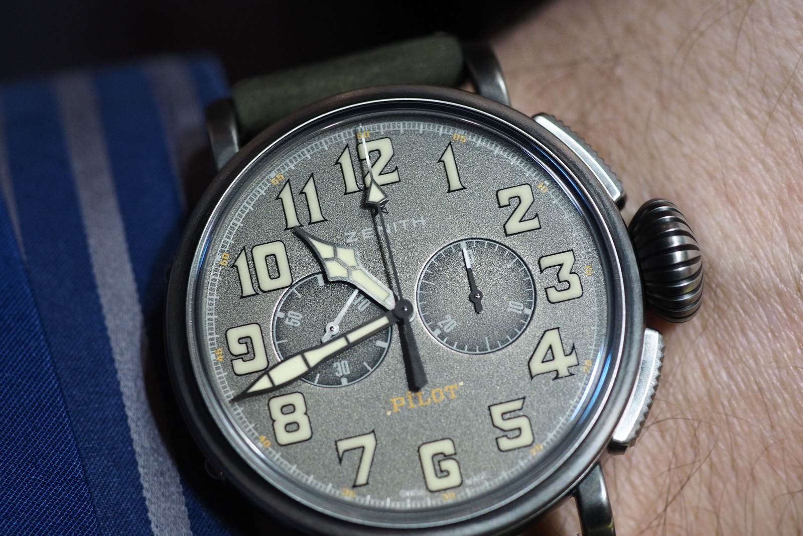 Baselworld 2016: Heritage Pilot Cafe Racer | Professional Watches