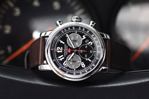 Chopard Mille Miglia 2016 XL Race Edition Chronograph in 1965 Shelby Cobra