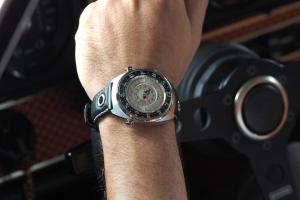 Singer Track 1 Launch Edition wristshot