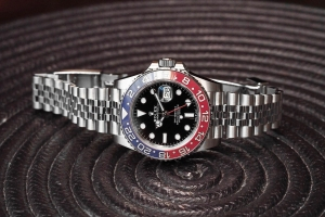 Rolex GMT-Master-II Pepsi Bezel 2018