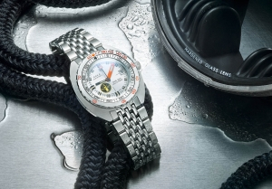 Doxa Sub 300 Searambler Silver Lung
