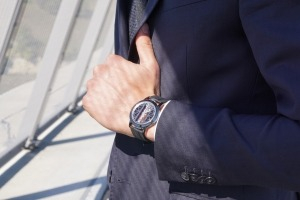 Corum Golden Bridge Titane DLC