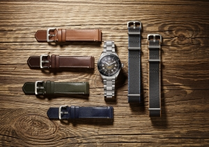TAG Heuer Autavia 2019 strap and bracelet options