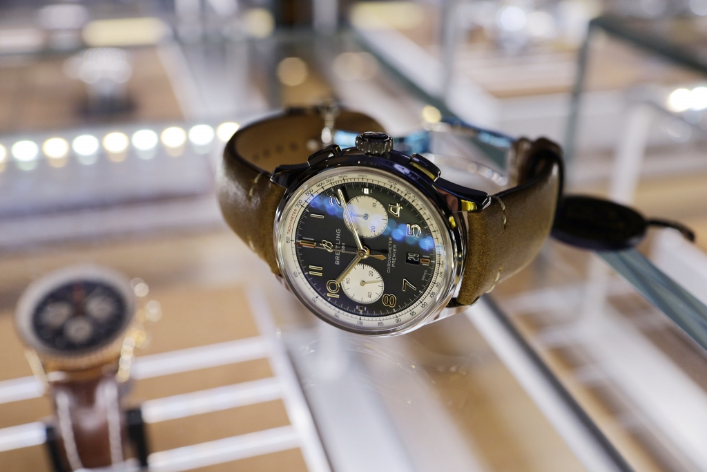 breitling premier b01 chronograph 42 norton edition price