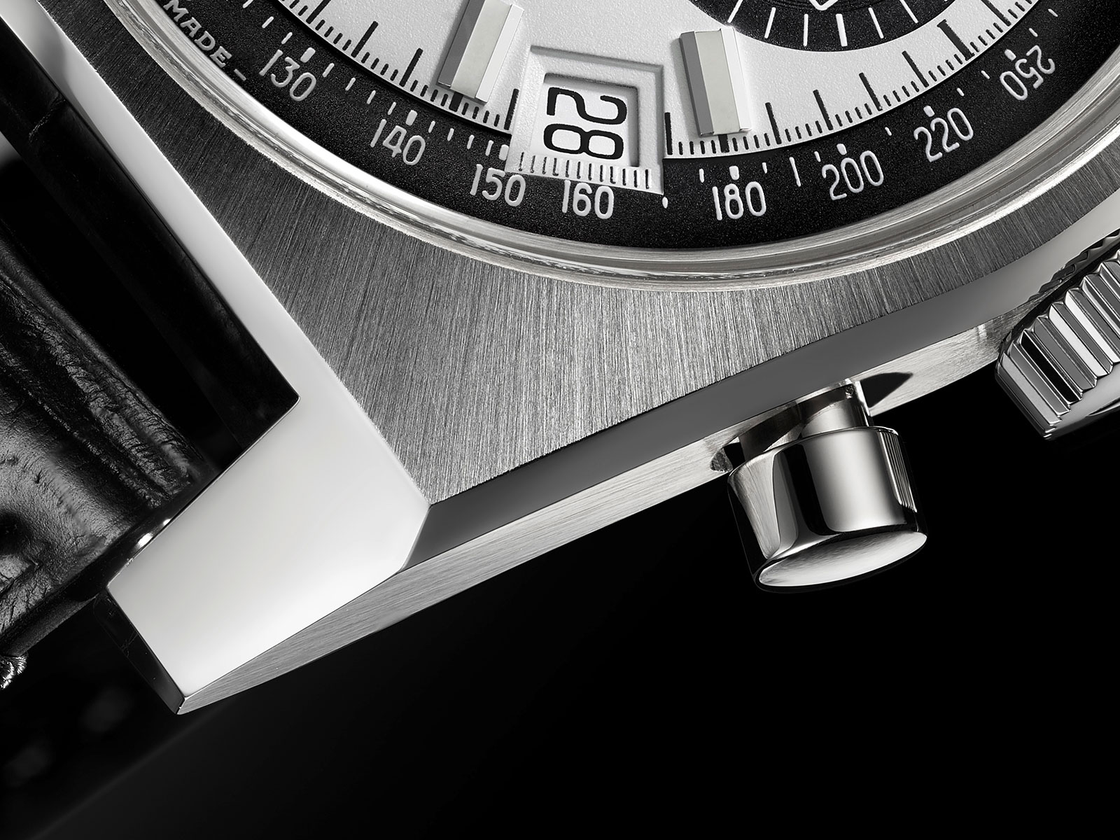 Zenith El Primero A384 Revival case detail