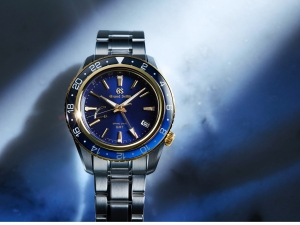 Spring Drive GMT in 18k Yellow Gold and Blue