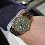 IWC 2019 Automatic Pilot Spitfire Bronze wristshot