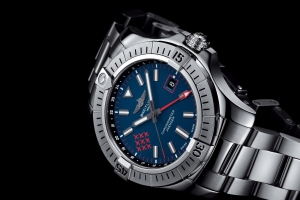 Breitling Avenger Automatic Gmt 45 Red Arrows Limited Edition