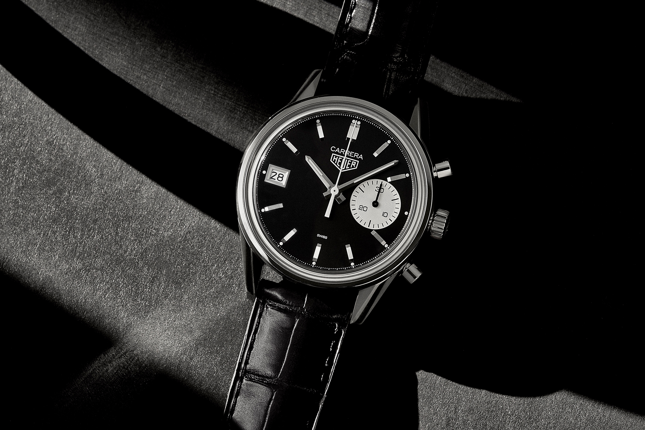 TAG Heuer Dato 45 Hodinkee Limited Edition