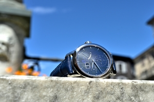 Zeitwinkel 273° Saphir Bleu
