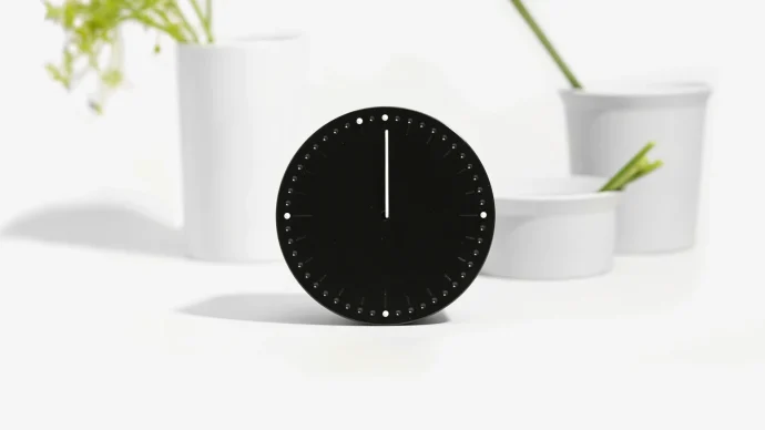 CW&T Superlocal Clock