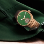 Moser Streamliner Tourbillon Wyoming Jade laying on side