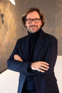 2024 Nicolas Bos