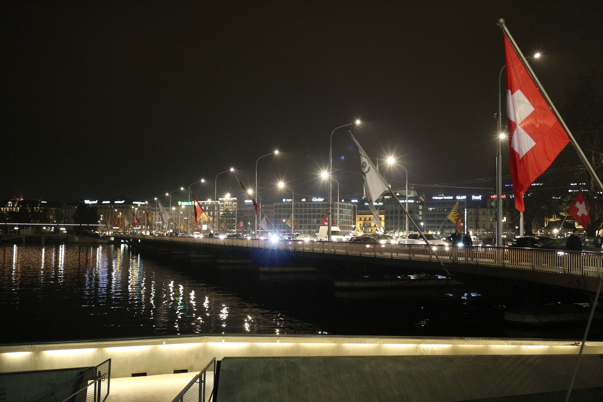 Lake Geneva at night